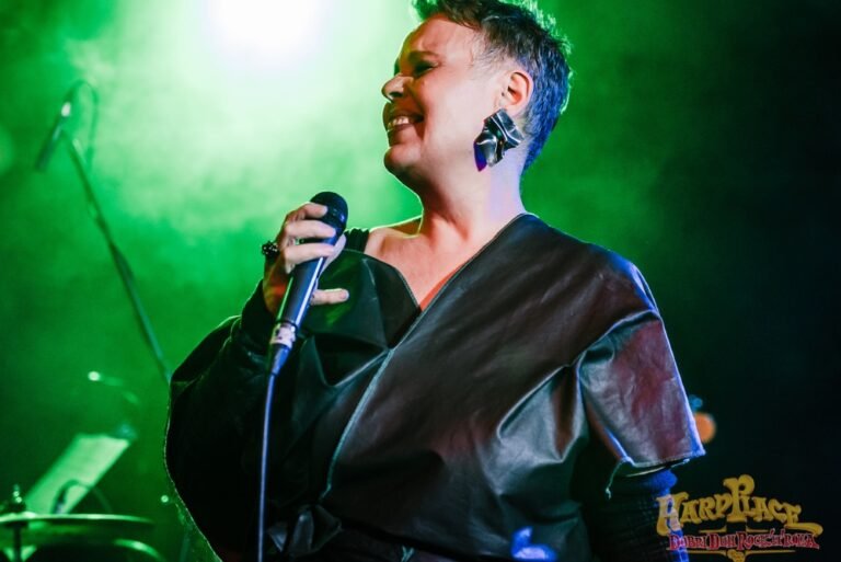 Valerija Nikolovska nastupa u Hard Placeu Zagreb povodom promocije EPja Green Heart